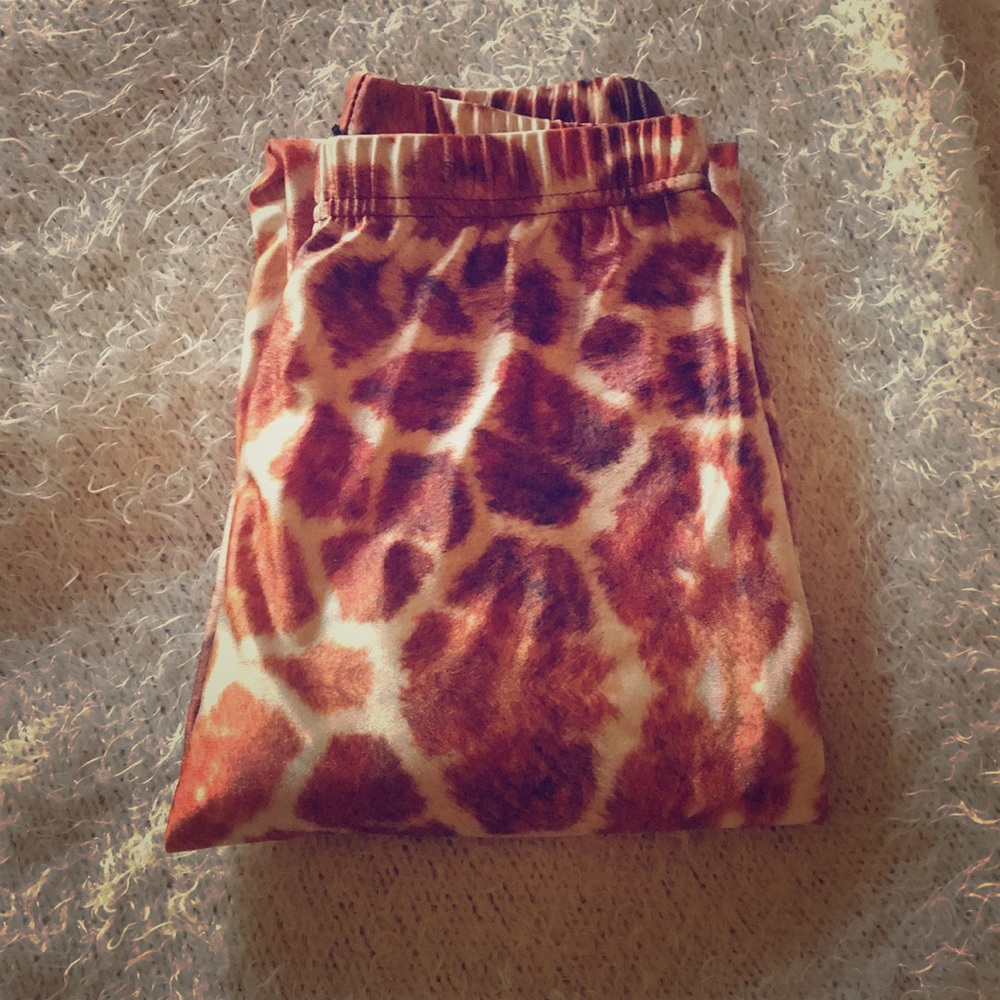 NWOT Giraffe Leggings!